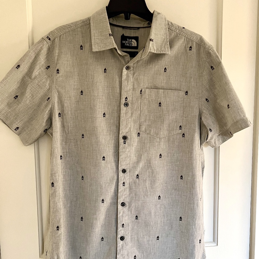 Men's L North Face Camp shirt